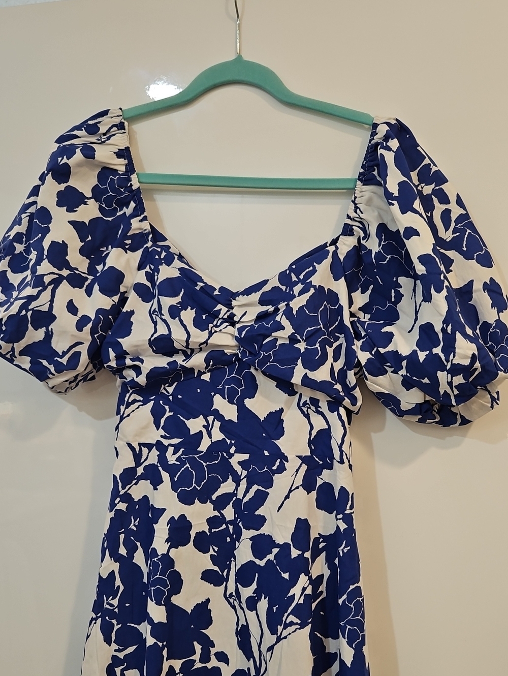 Hyacinth House FloralPuff-Sleeve Maxi Dress - Picture 2 of 14